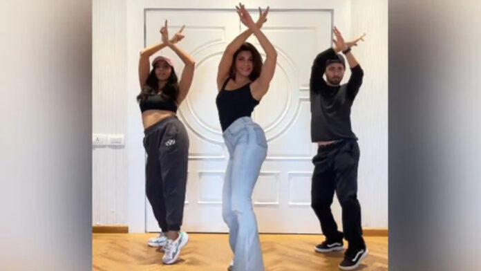 Jacqueline Fernandez vigorously danced on 'Paani Paani' song, video is being watched again and again